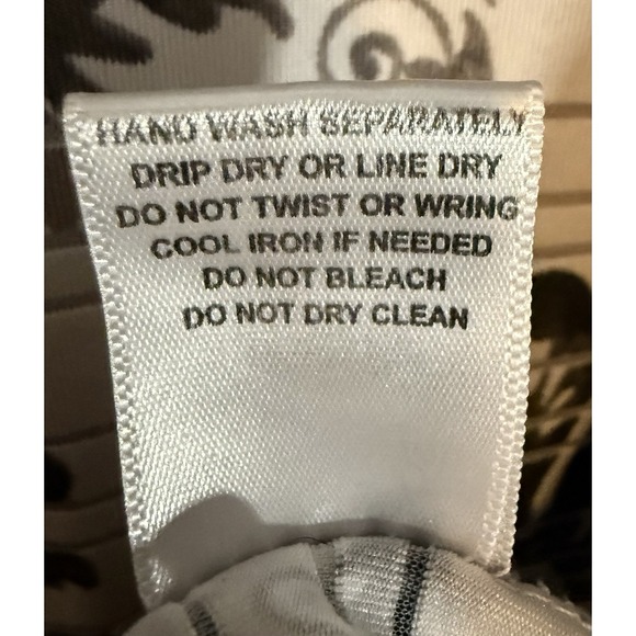 Cathy Woman Top Black, Gray & White 3/4 Sleeve Size 3x, Floral - Picture 6 of 8